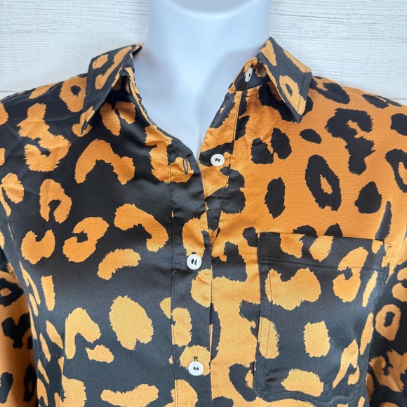 NWT Umgee Large gold black Leopard button blouse quiet luxury old money women - Picture 7 of 10